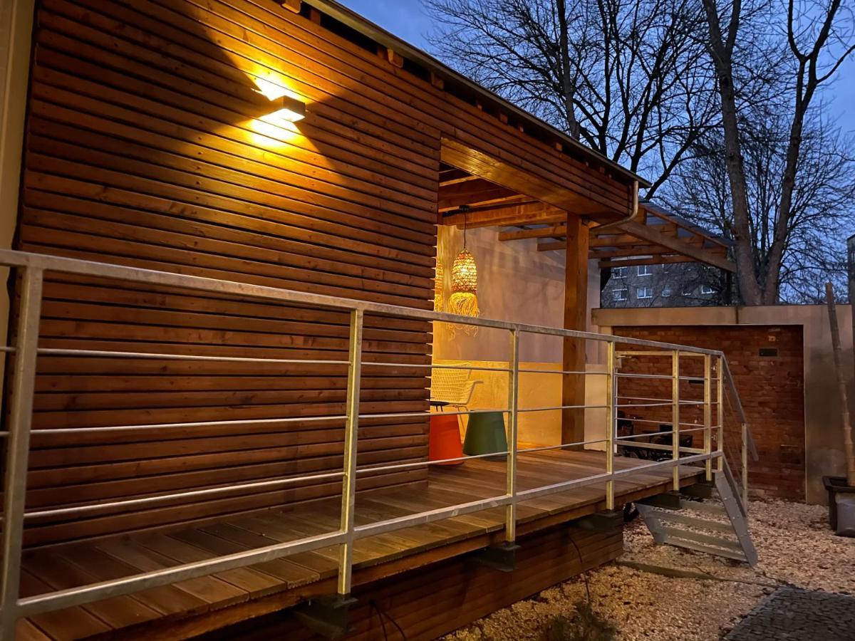 Stadtgefluester Дессау Экстерьер фото